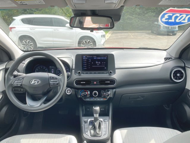 Used 2023 Hyundai Kona SEL AWD/4WD image 19