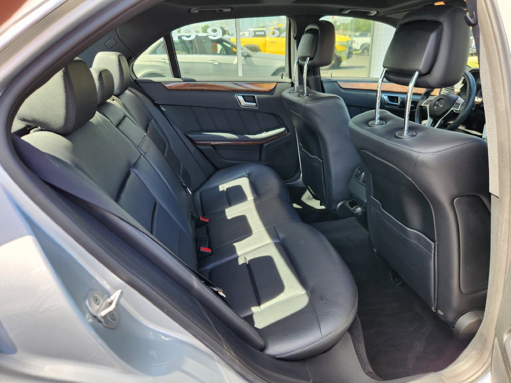 Used 2013 Mercedes-Benz E 350 4MATIC Sedan image 44