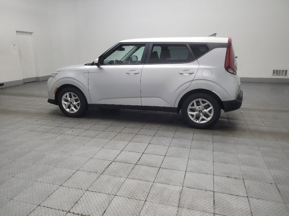 Used 2020 Kia Soul S FWD image 3