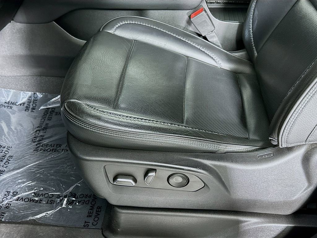 Used 2022 GMC Yukon Denali image 22