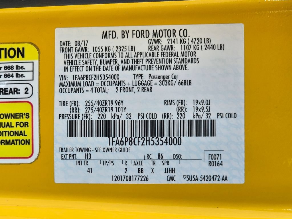 Used 2017 Ford Mustang GT Premium w/ GT Performance Package RWD image 28