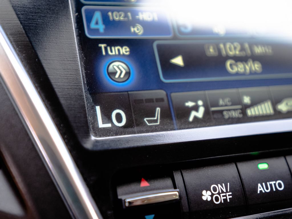 Used 2015 Acura MDX w/ Technology Package AWD/4WD image 33