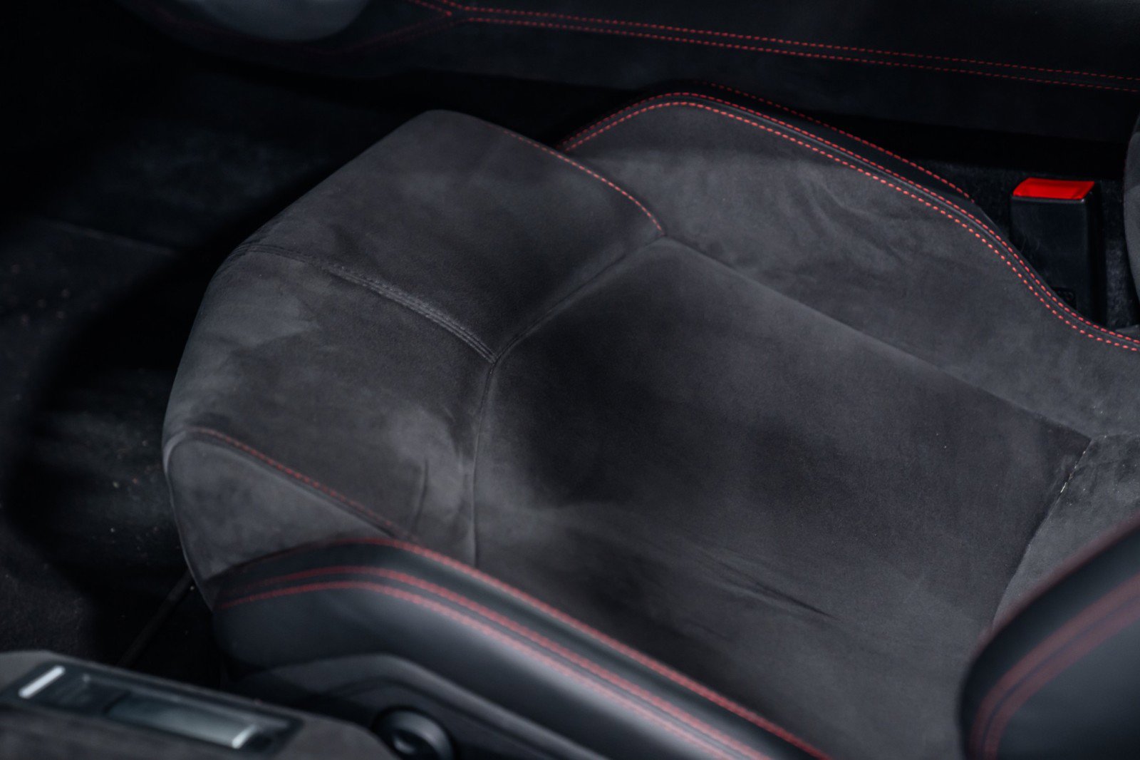 Used 2016 Lamborghini Aventador LP 700-4 image 27