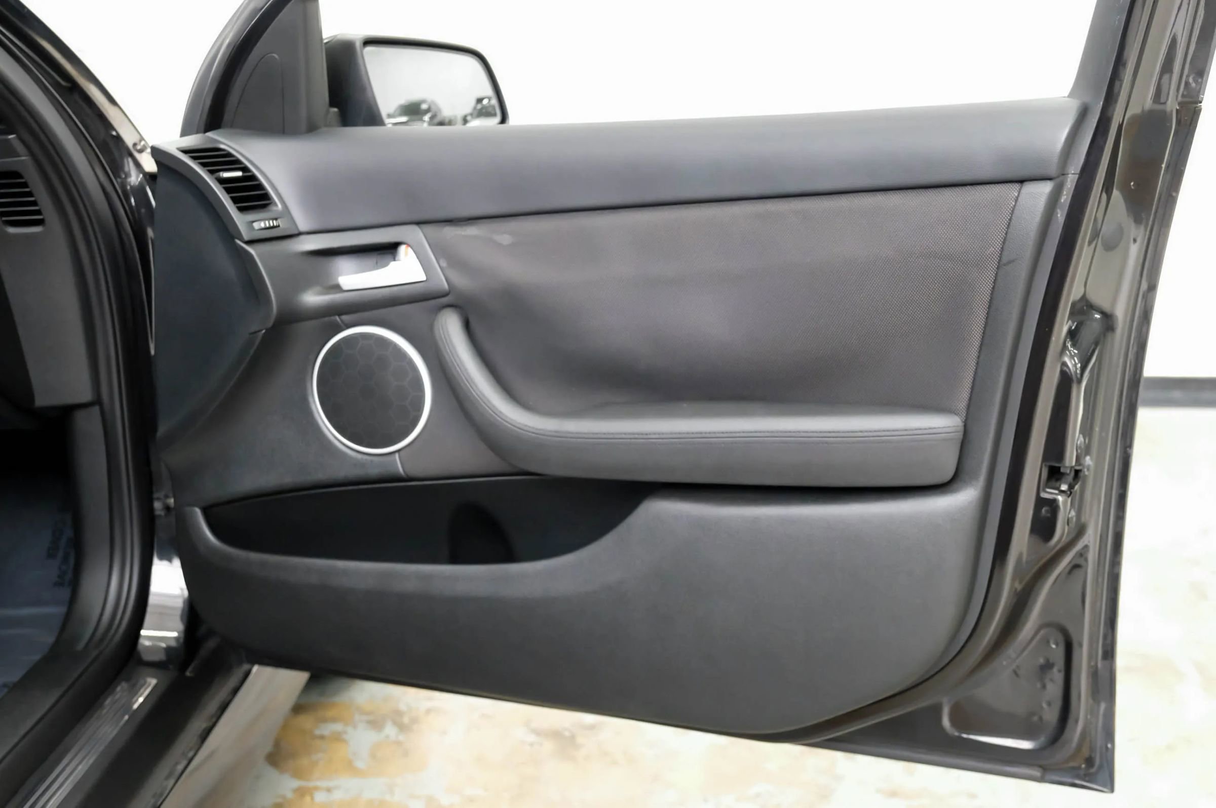 Used 2008 Pontiac G8 image 37