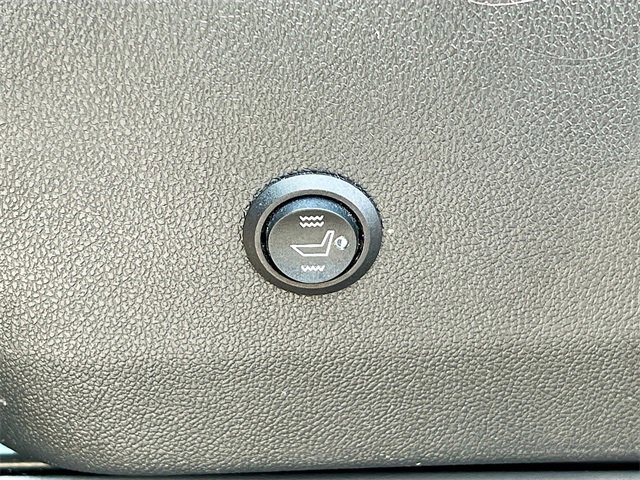 Used 2024 Chevrolet Silverado 2500 Custom w/ Snow Plow Prep/Camper Package image 21