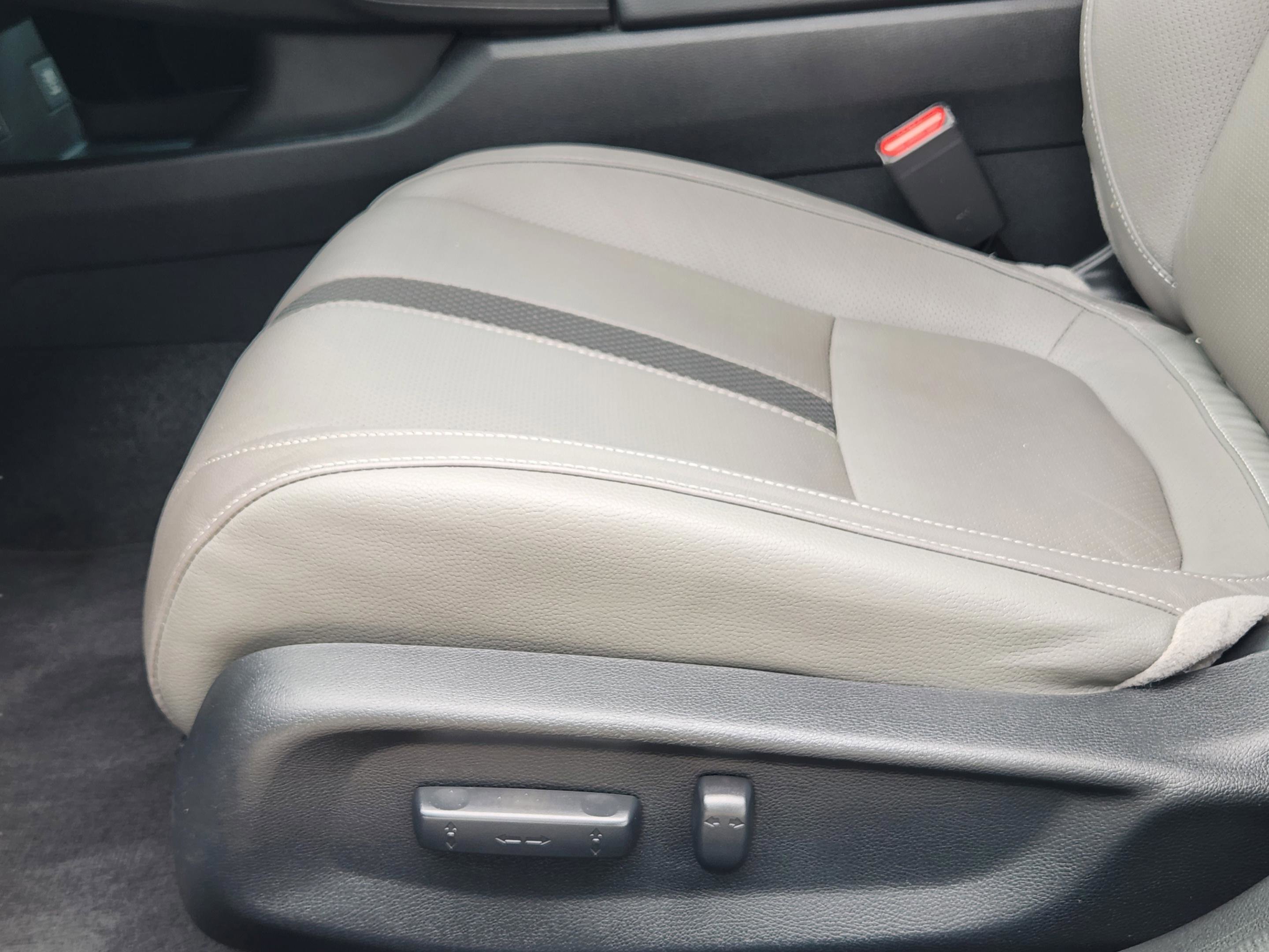 Used 2020 Honda Civic EX-L image 17