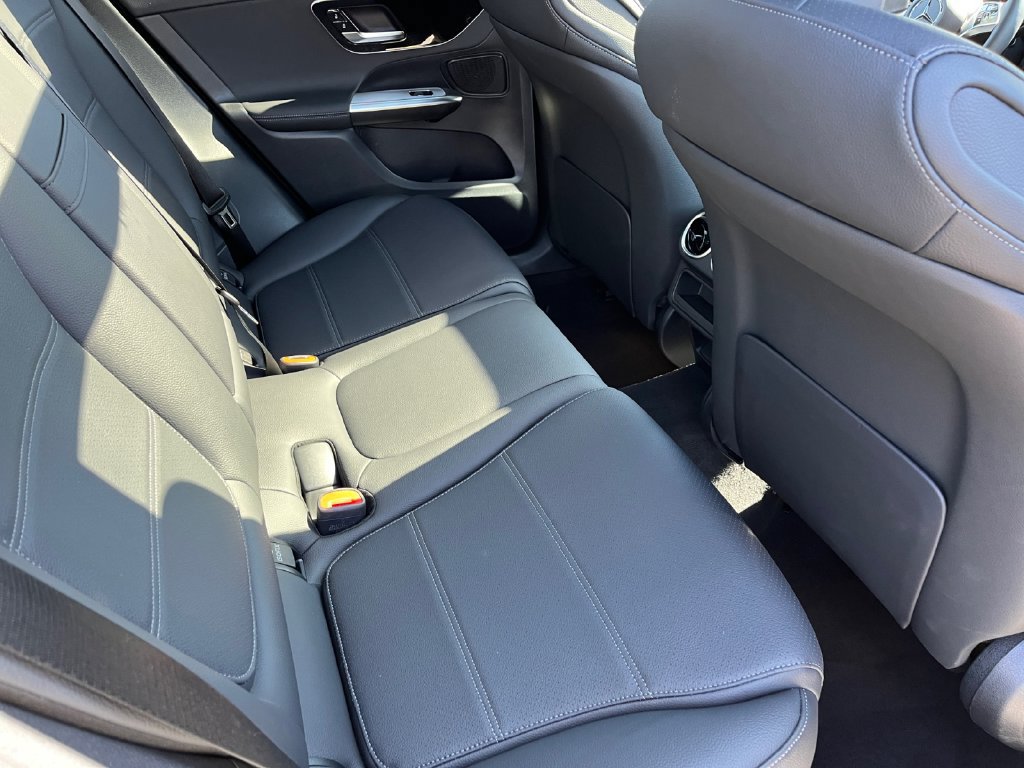 Certified 2026 Mercedes-Benz GLC 300 4MATIC image 19