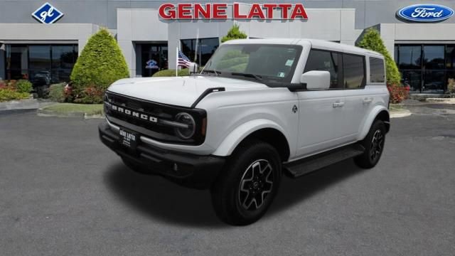 Used 2025 Ford Bronco Outer Banks video 3