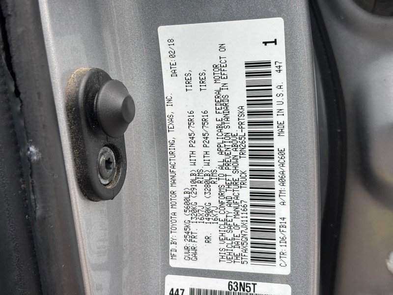 Used 2018 Toyota Tacoma SR image 26