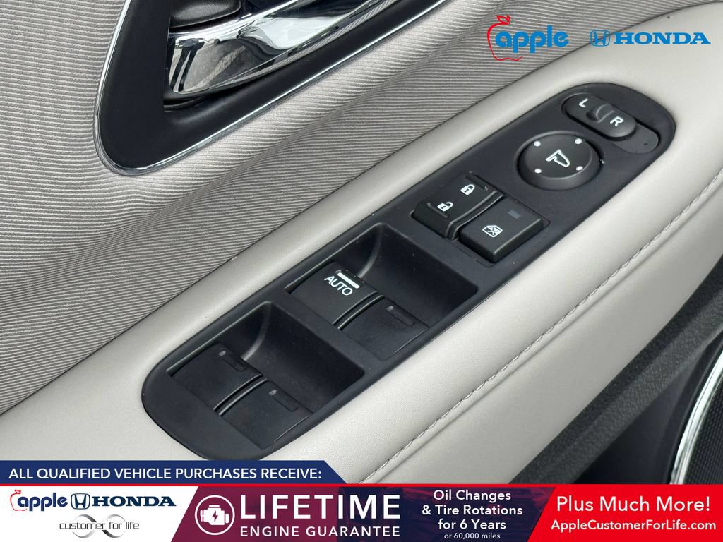 Used 2018 Honda HR-V EX image 9
