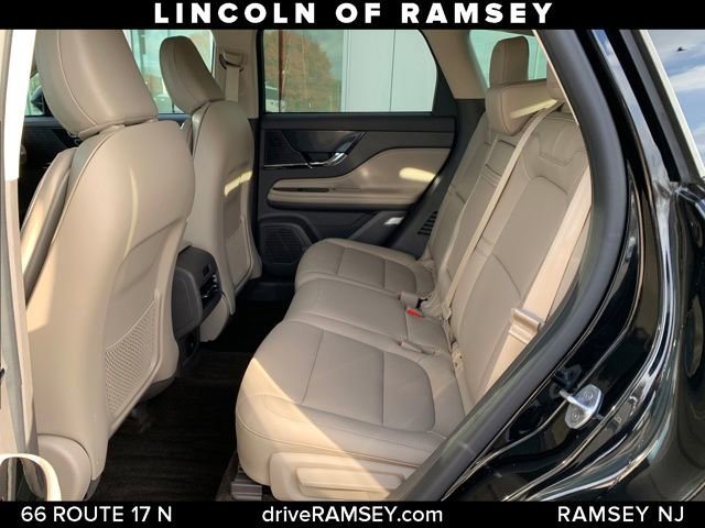 Used 2022 Lincoln Corsair AWD w/ Equipment Group 101A image 22