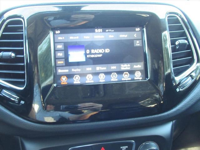 Used 2021 Jeep Compass Latitude FWD image 25