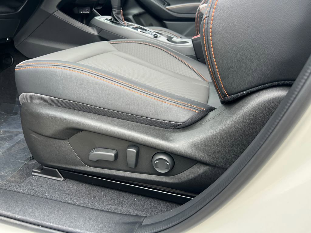 New 2026 Subaru Crosstrek 2.5i Limited w/ Crosstrek Mirror Package AWD/4WD image 17