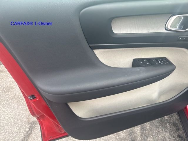 Certified 2023 Volvo XC40 B5 Plus w/ Climate Package image 20