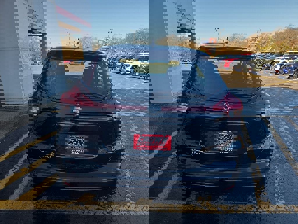 Certified 2025 Nissan Kicks Play S image 4