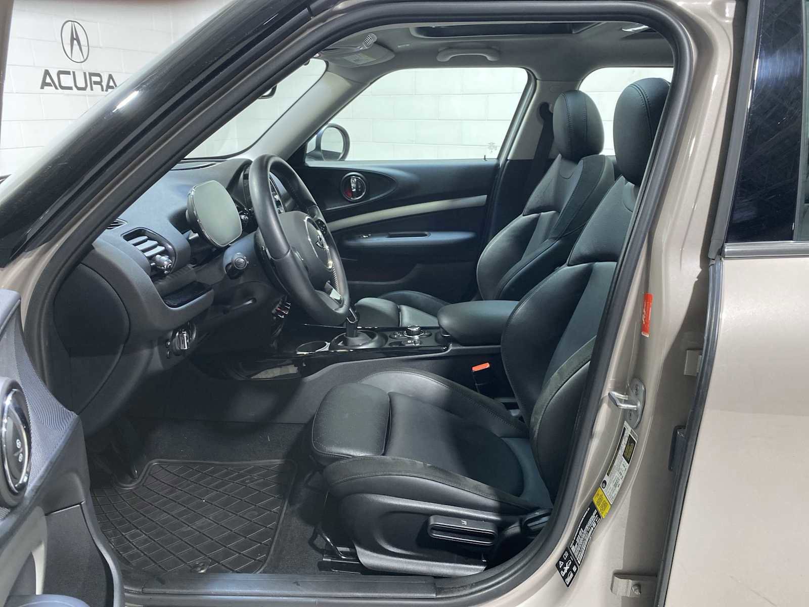 Used 2024 MINI Cooper Clubman S w/ Signature Upholstery Package image 2