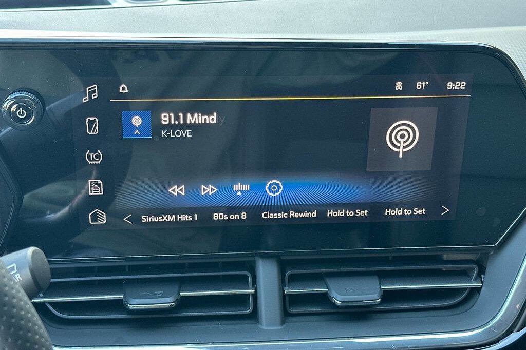 New 2026 Chevrolet Trax RS w/ Sunroof Package image 19