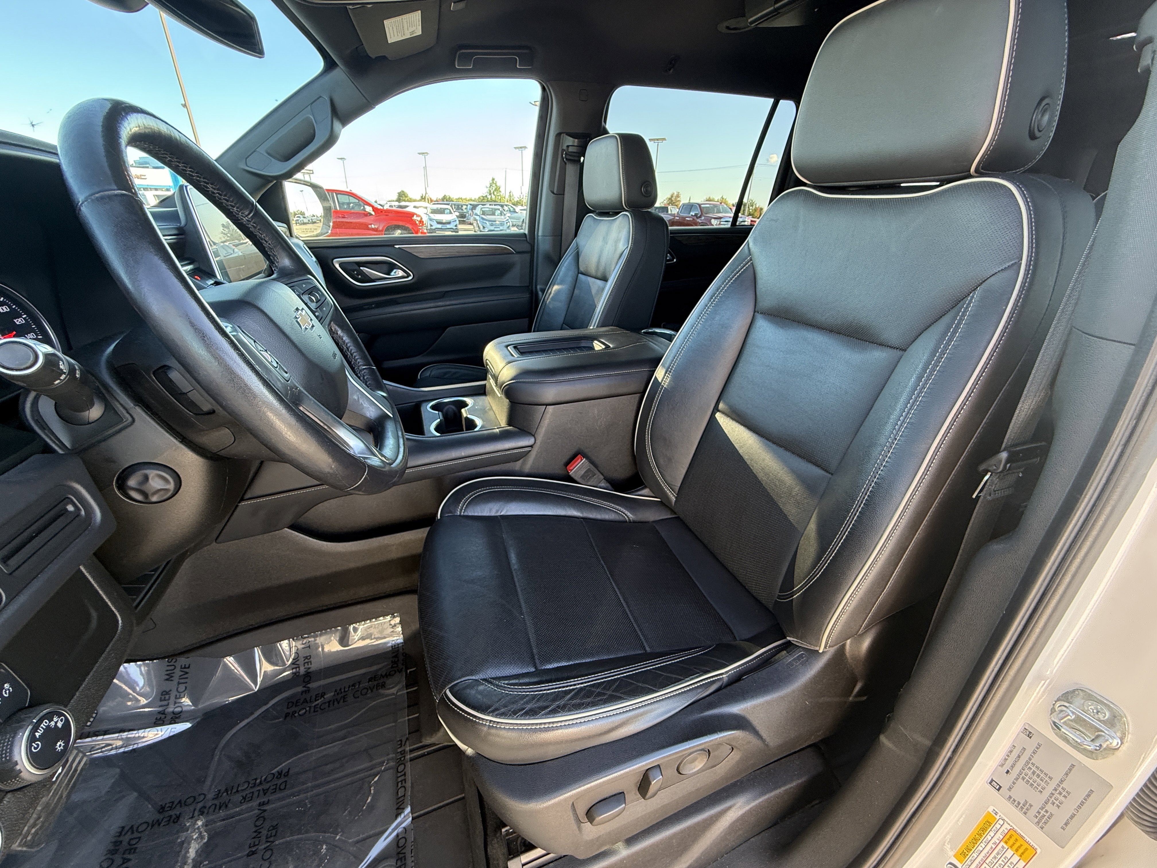 Used 2021 Chevrolet Suburban Premier image 11