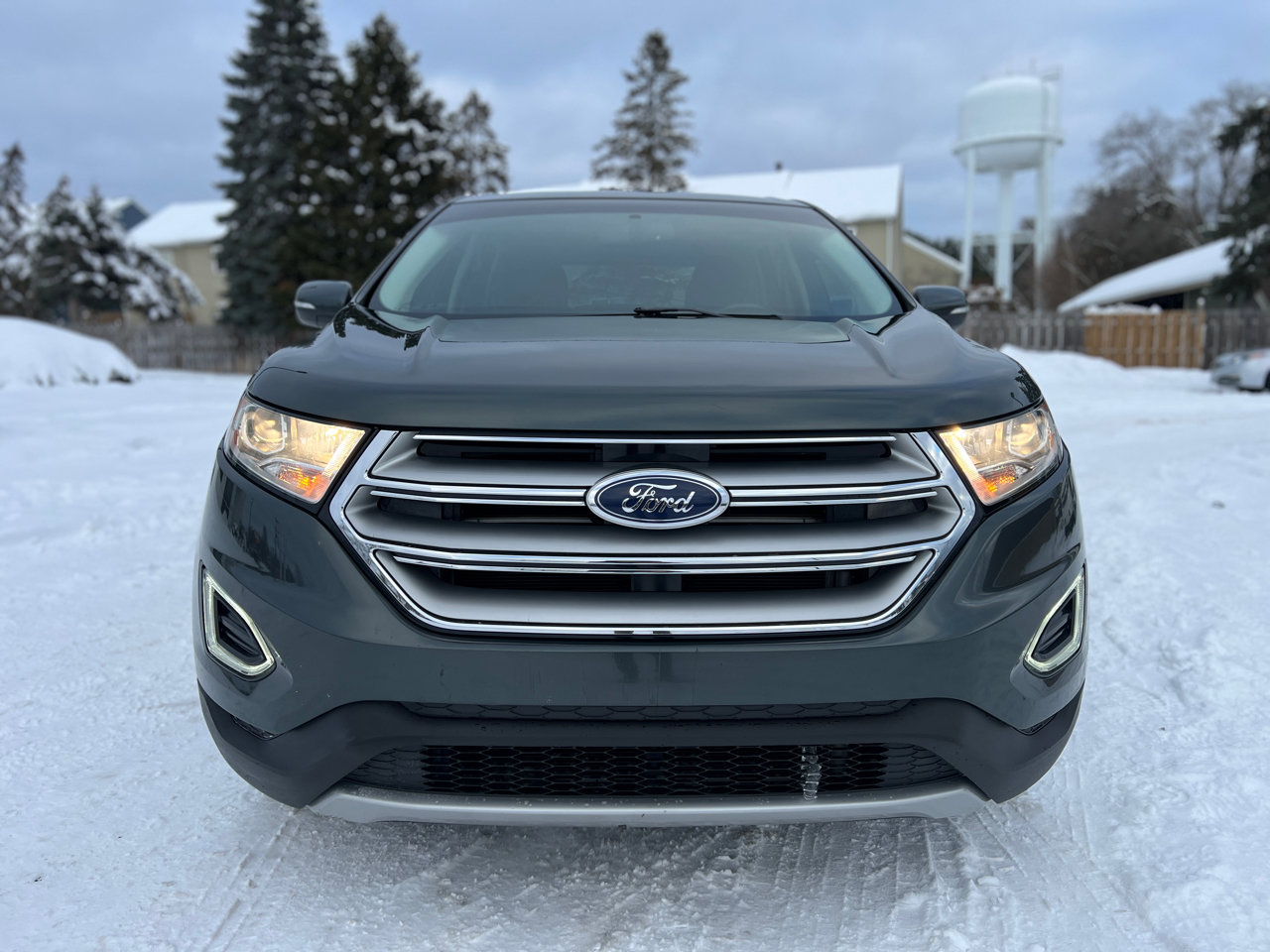 Used 2015 Ford Edge SEL image 16