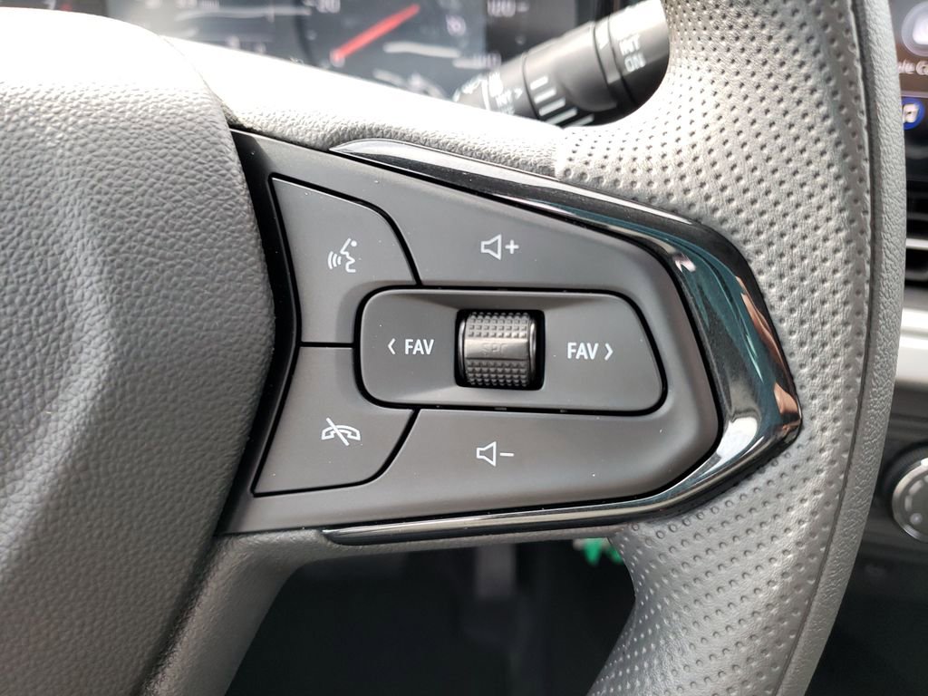New 2026 Chevrolet Trax LS image 12
