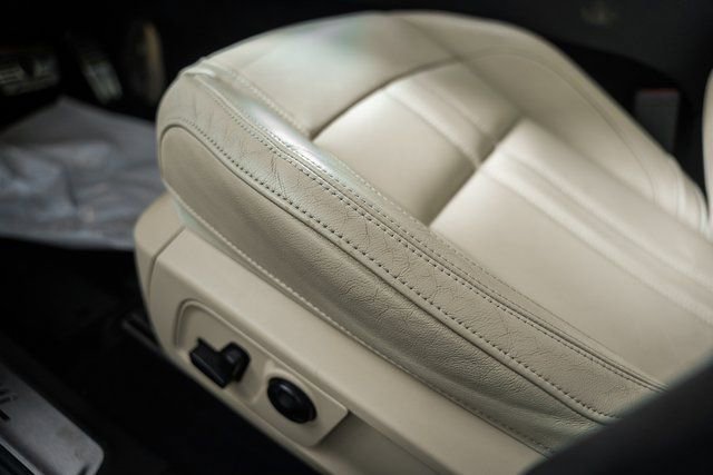 Used 2018 Maserati Levante S GranSport image 29