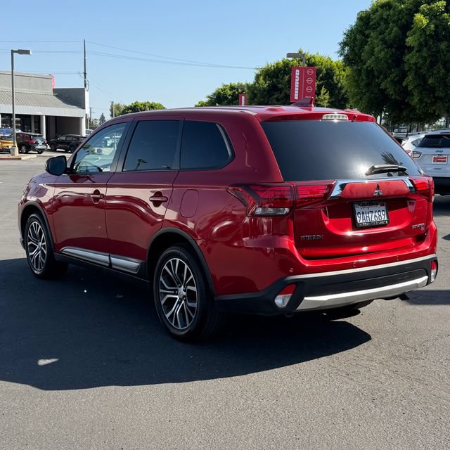 Used 2017 Mitsubishi Outlander SE FWD image 5