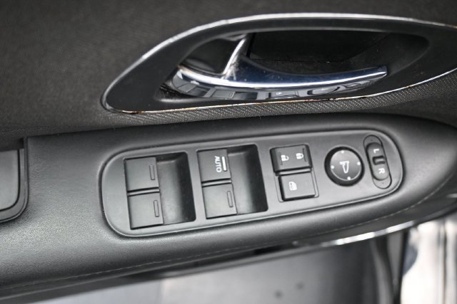 Used 2020 Honda HR-V EX image 7