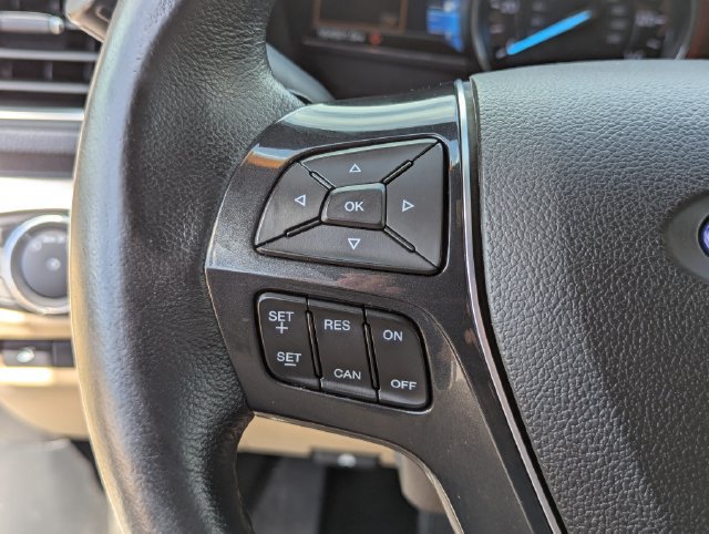 Used 2017 Ford Explorer Limited FWD image 33