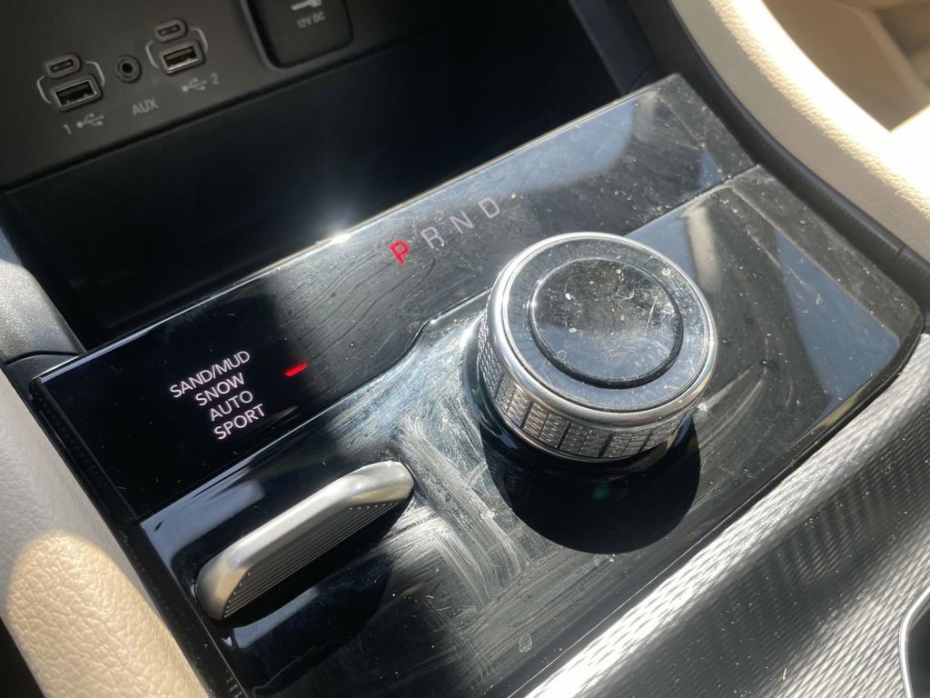 Certified 2025 Jeep Grand Cherokee Limited image 42