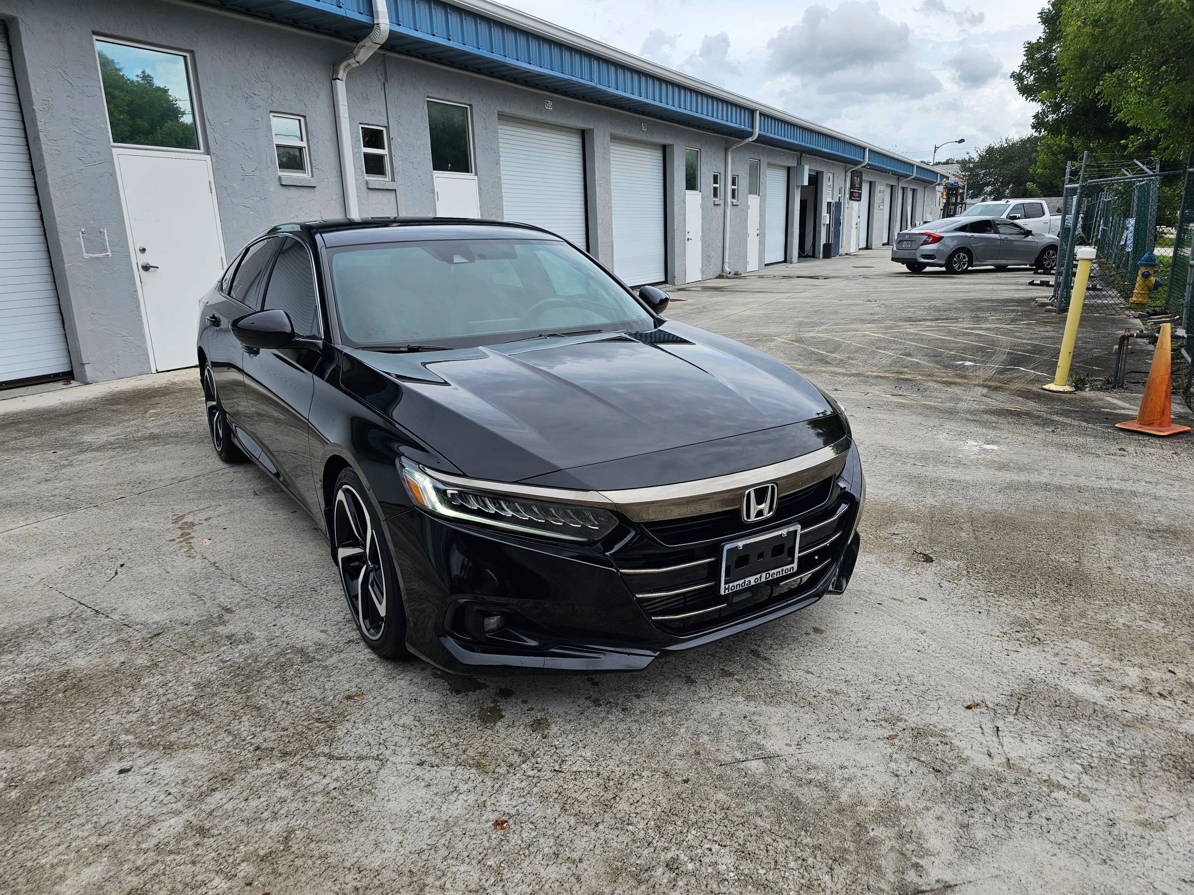 Used 2021 Honda Accord Sport image 4