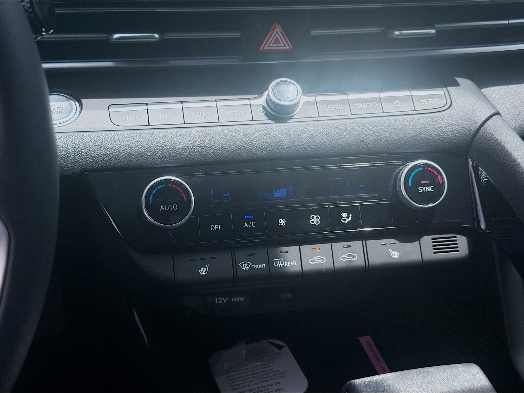 New 2026 Hyundai Elantra Limited FWD image 12