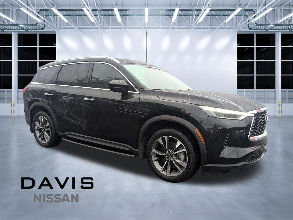 Used 2025 INFINITI QX60 Luxe w/ Cargo Package FWD image 1