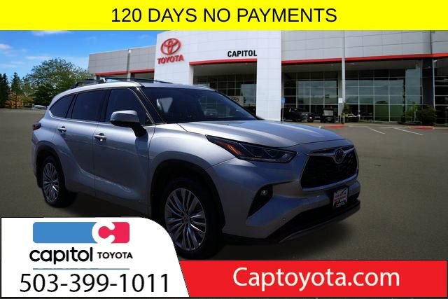 Used 2022 Toyota Highlander Platinum AWD/4WD image 1