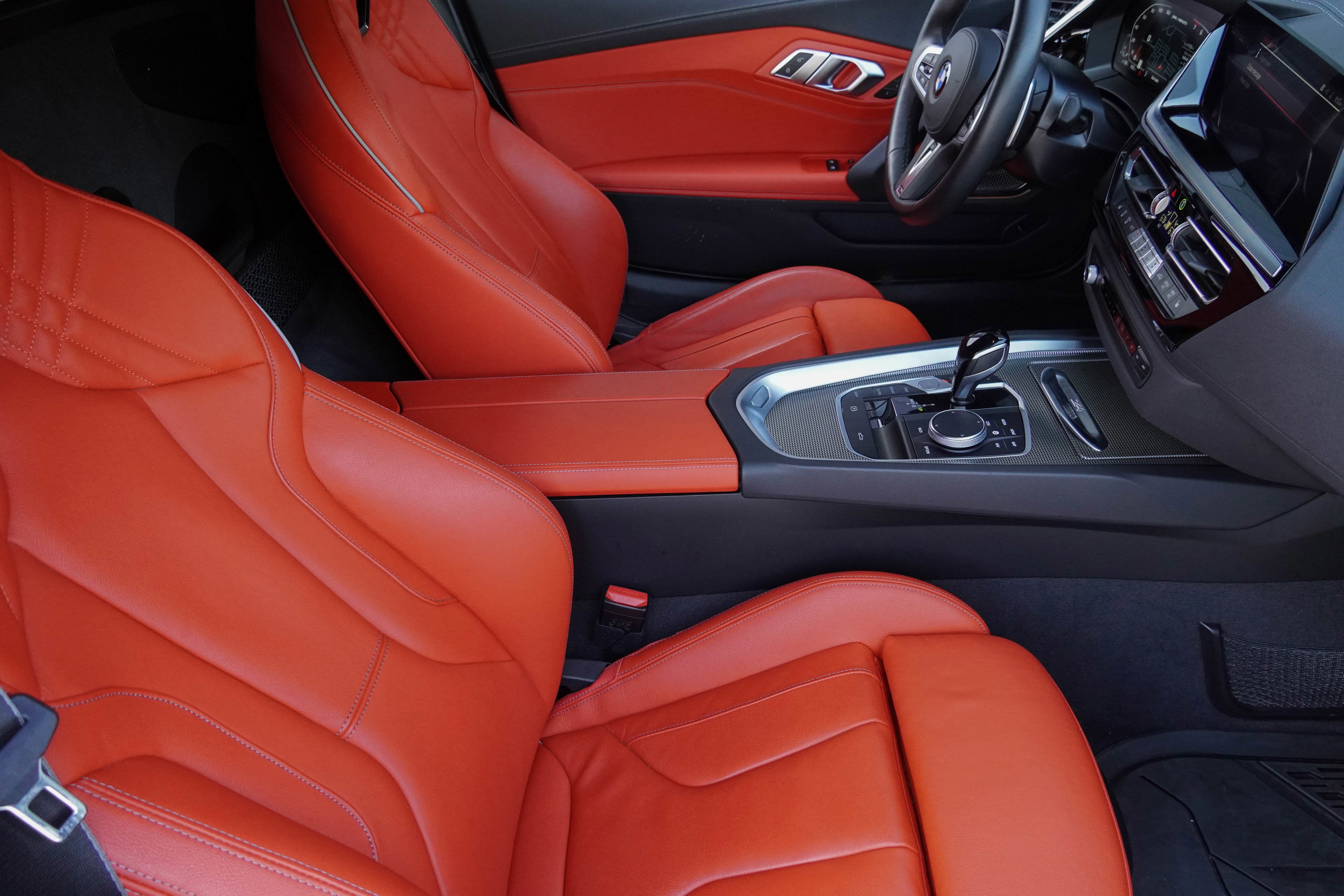 Certified 2023 BMW Z4 M40i w/ Premium Package RWD image 12