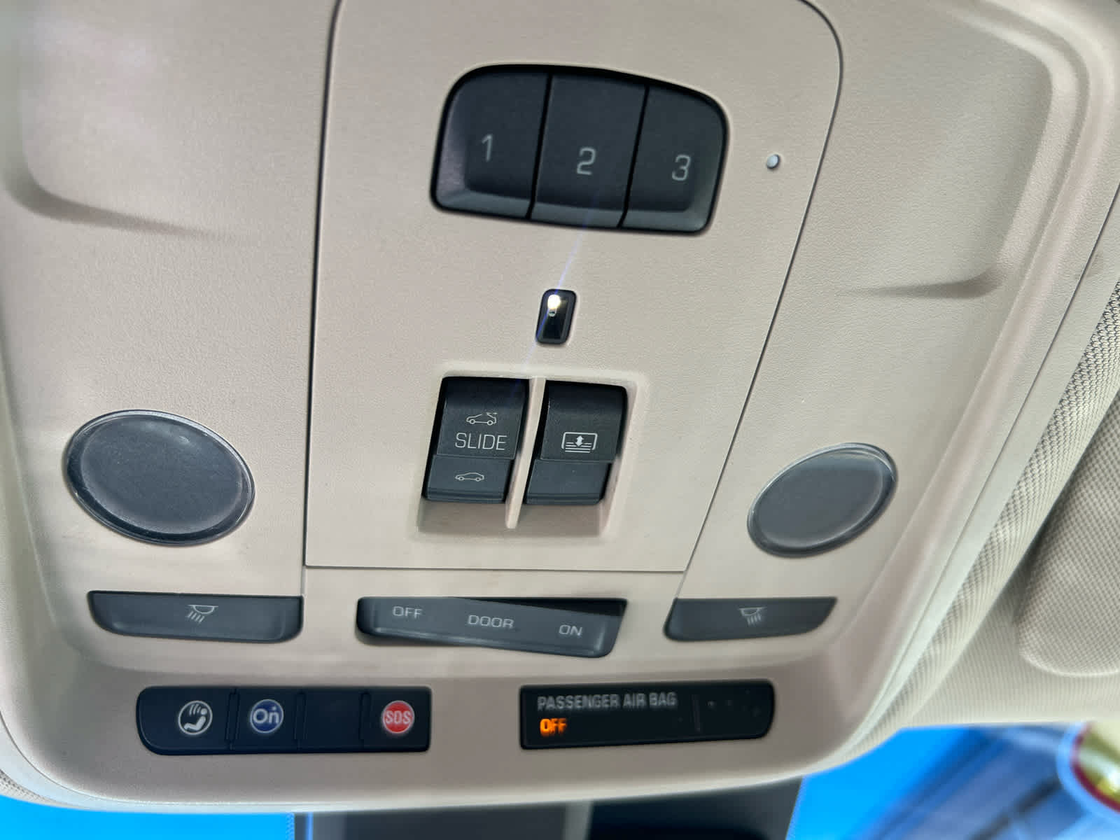 Used 2013 Cadillac XTS Premium AWD/4WD image 23
