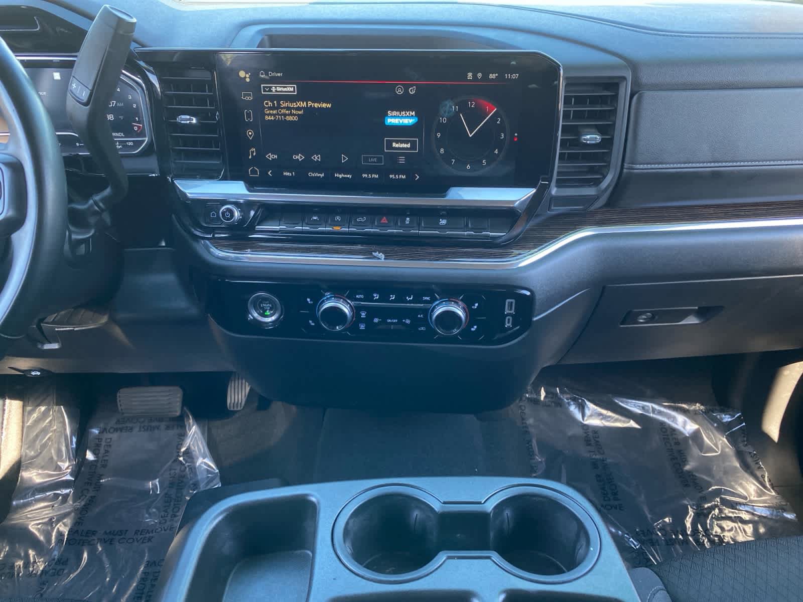 Used 2023 GMC Sierra 1500 SLE image 11