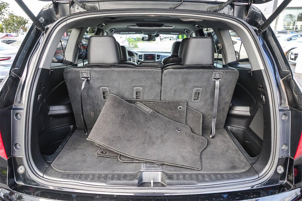 Used 2017 Honda Pilot Touring image 31