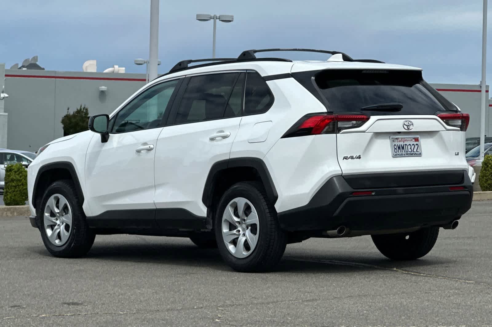 Used 2019 Toyota RAV4 LE w/ Carpet Mat Package FWD image 7