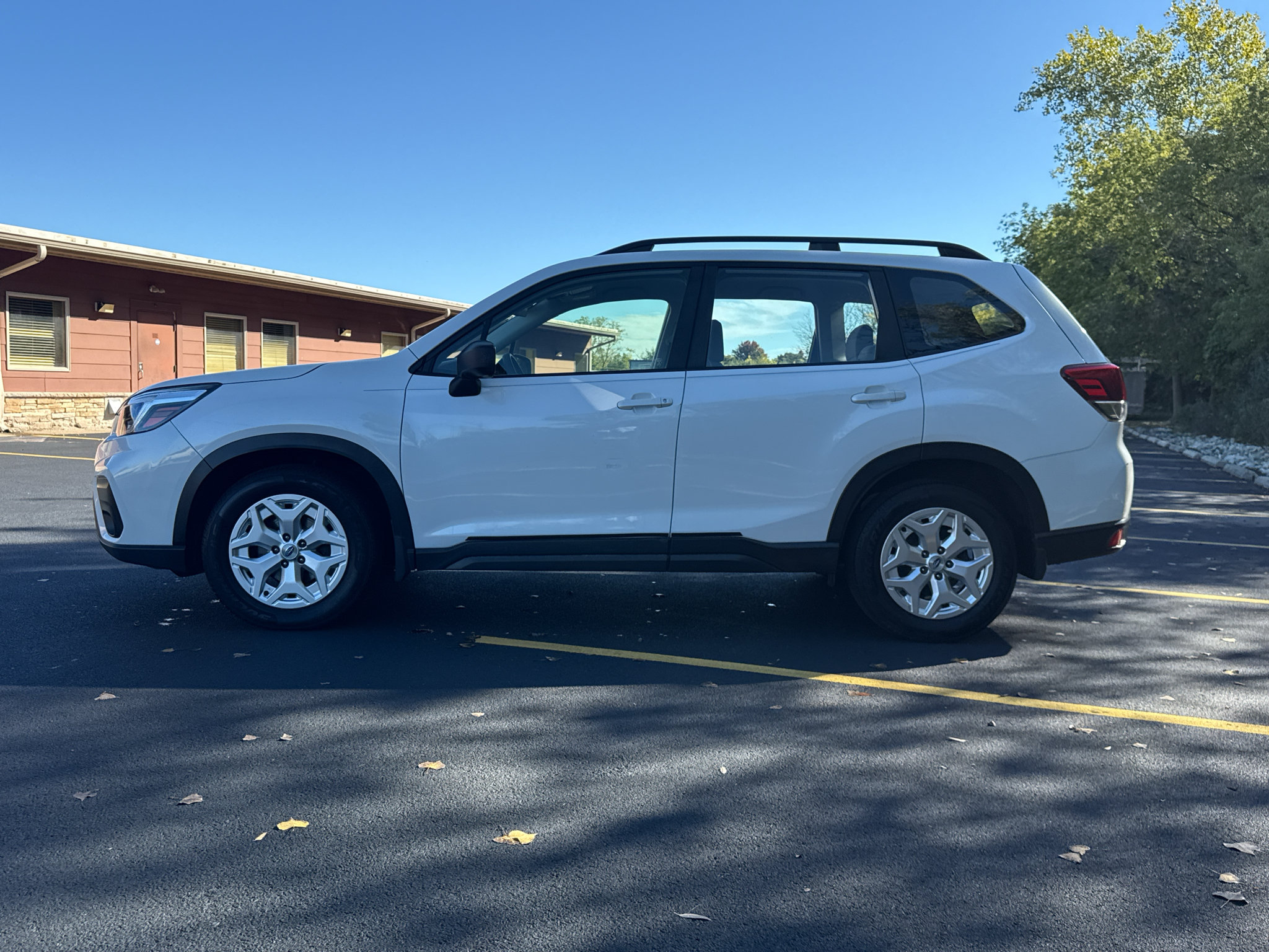 Used 2021 Subaru Forester AWD/4WD image 14