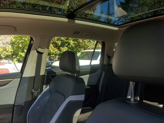 New 2026 Volkswagen Atlas Peak Edition AWD/4WD image 16