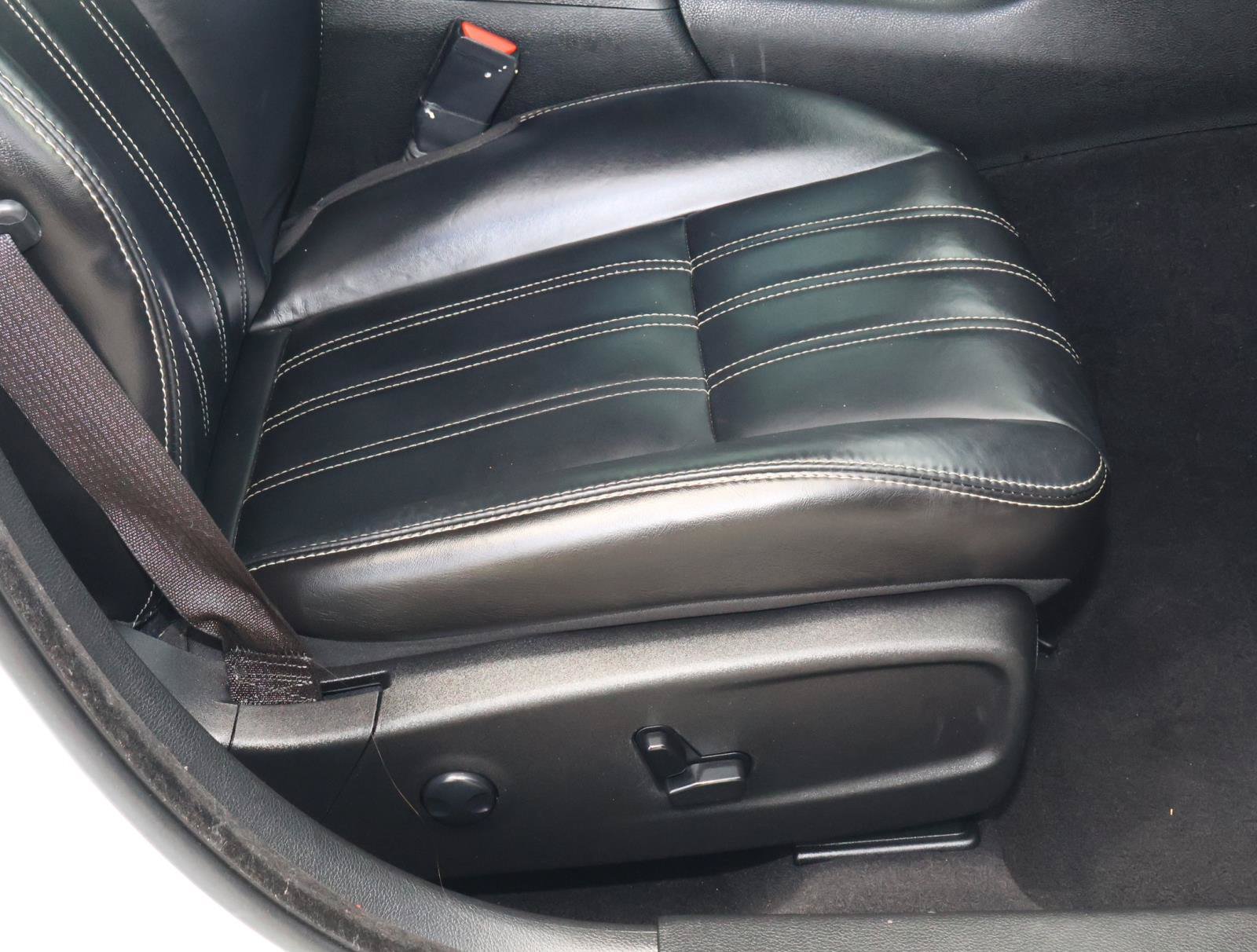 Used 2023 Chrysler 300 S RWD image 18
