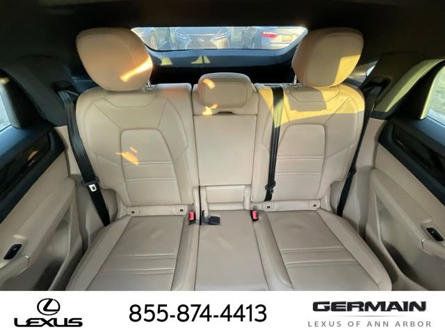 Used 2020 Porsche Cayenne image 16