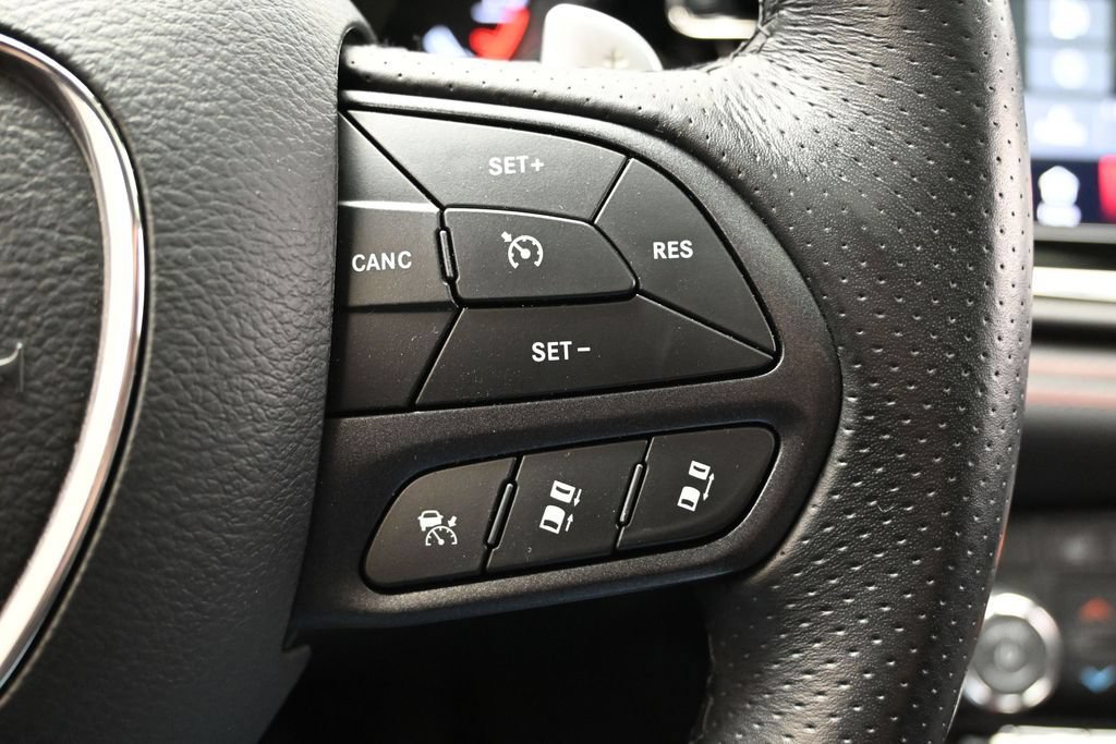 Used 2023 Dodge Durango R/T w/ Tow 'N Go Group AWD/4WD image 30