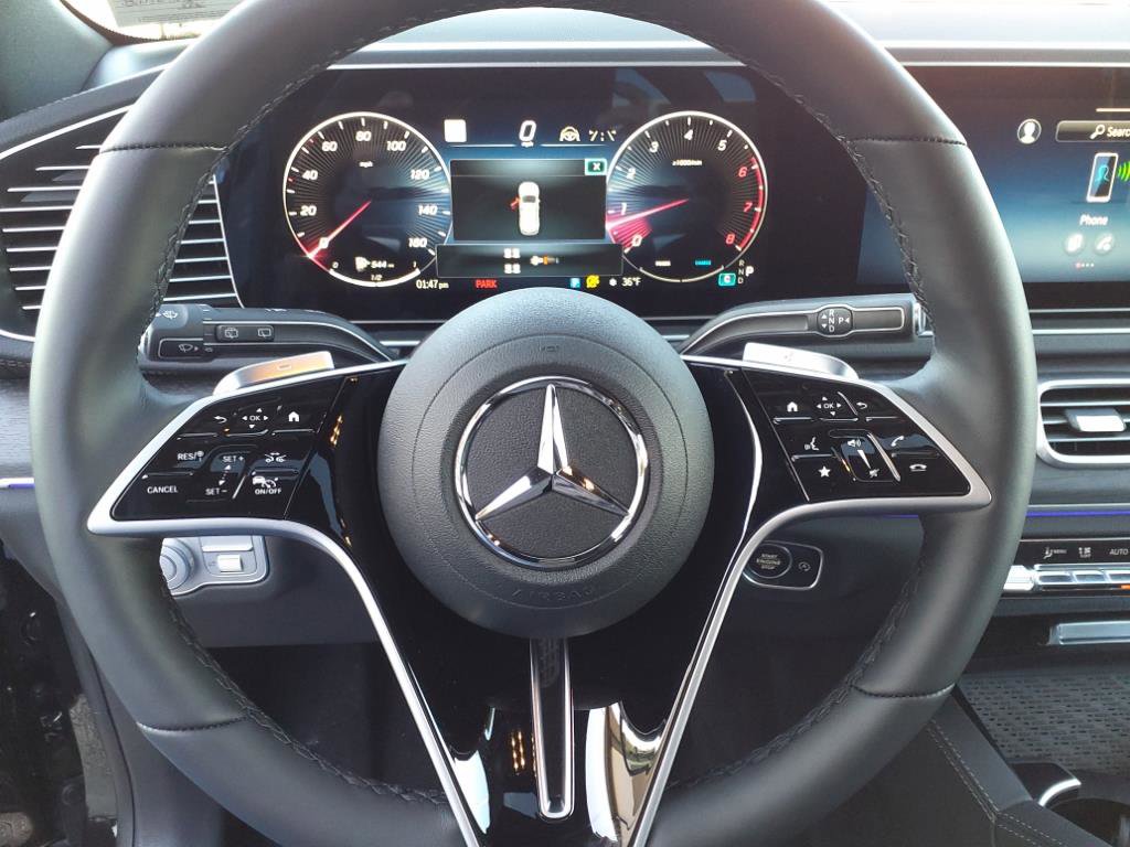 Used 2025 Mercedes-Benz GLS 450 4MATIC image 14