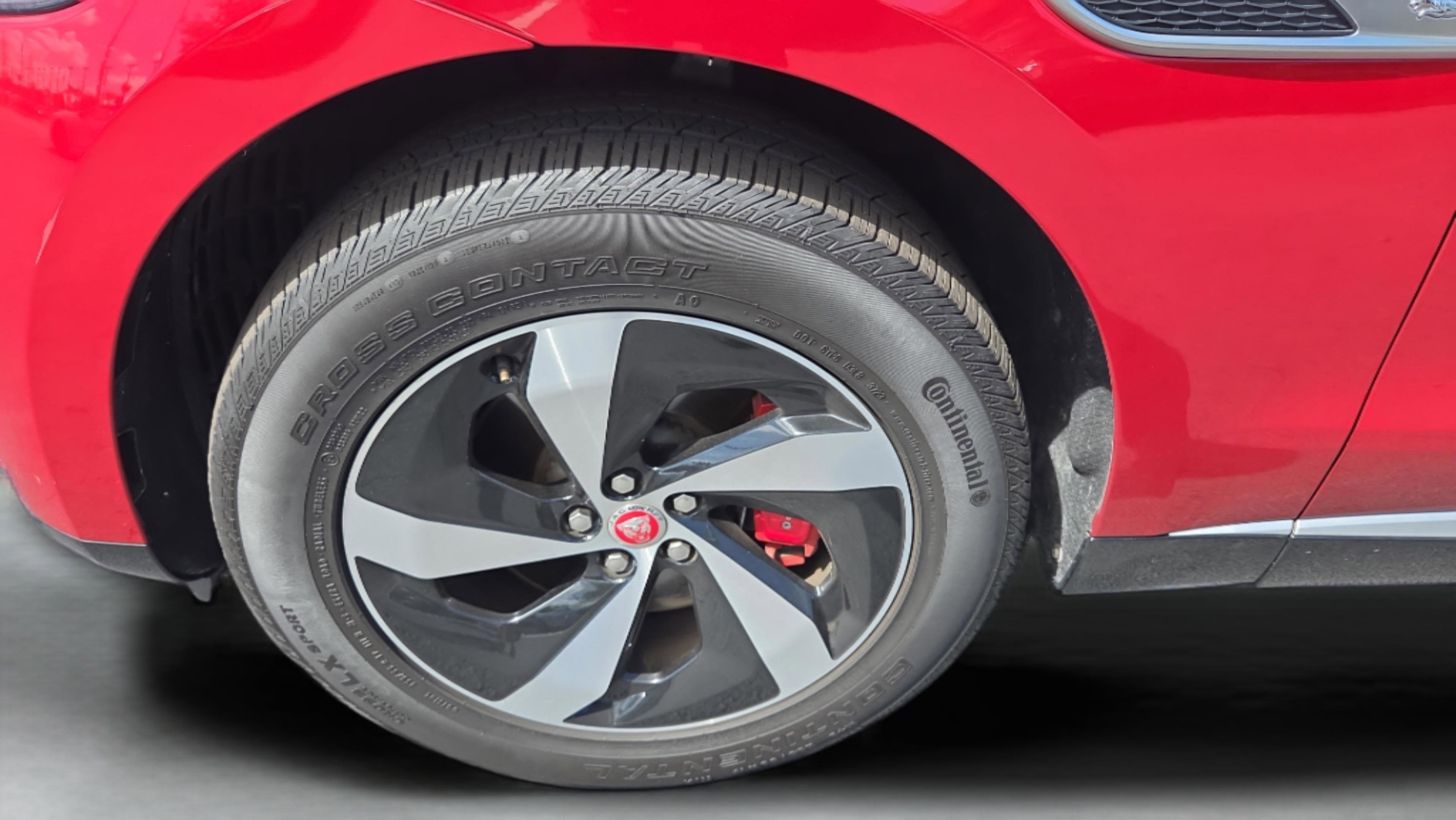 Used 2022 Jaguar F-PACE S AWD/4WD image 40