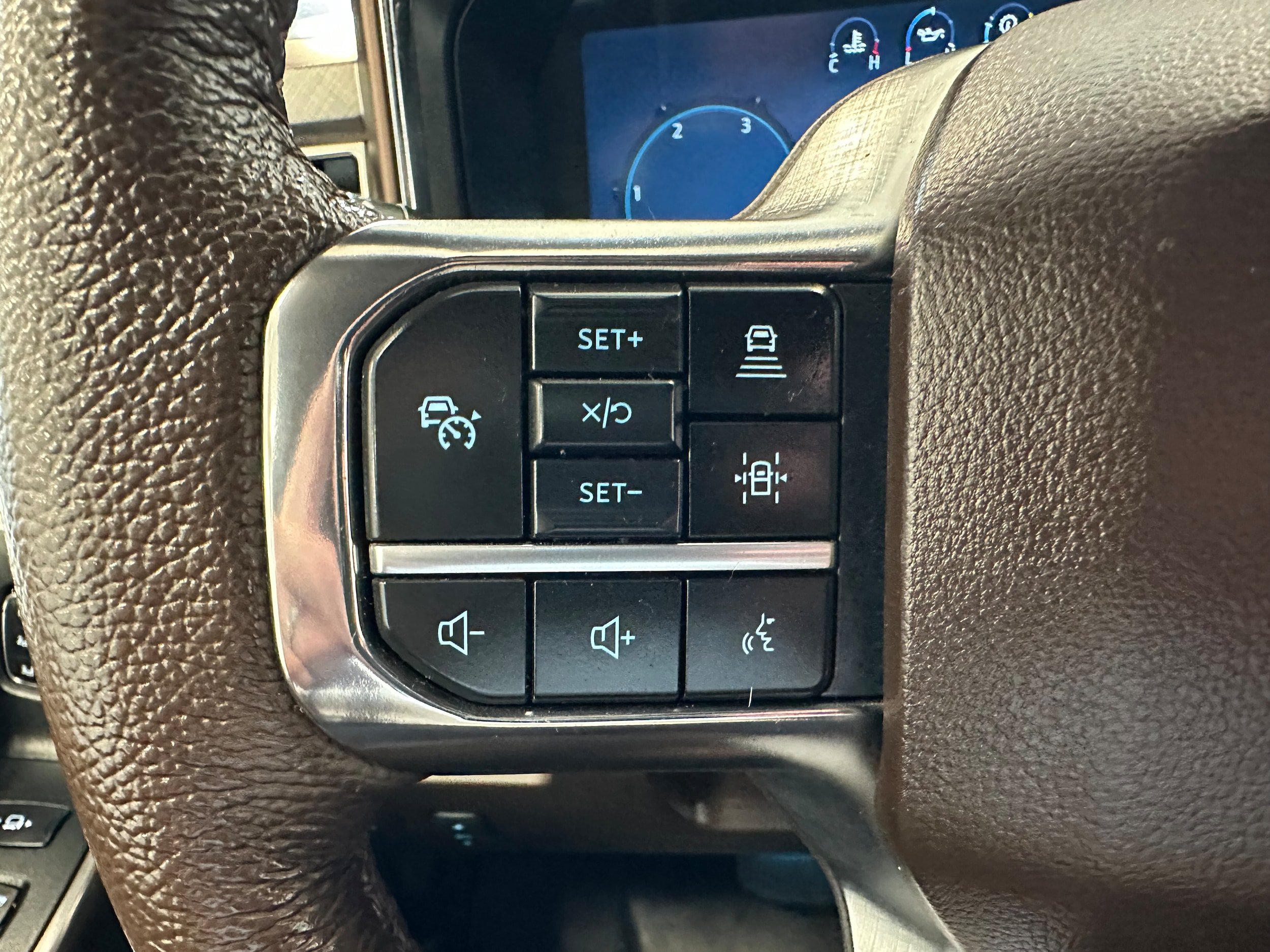 Used 2023 Ford F350 King Ranch w/ Chrome Package AWD/4WD image 25