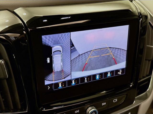 Used 2020 Chevrolet Traverse Premier image 16