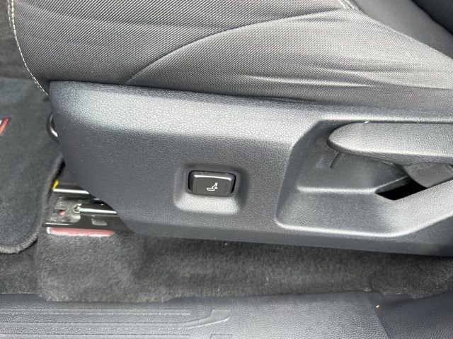 Used 2024 Toyota Tacoma TRD Off-Road image 12