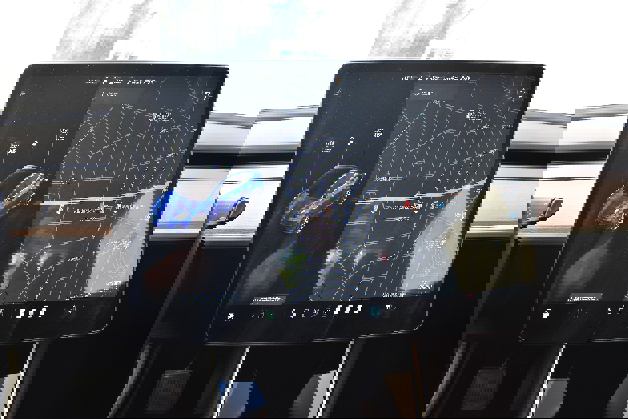 Used 2018 Tesla Model 3 Long Range image 29