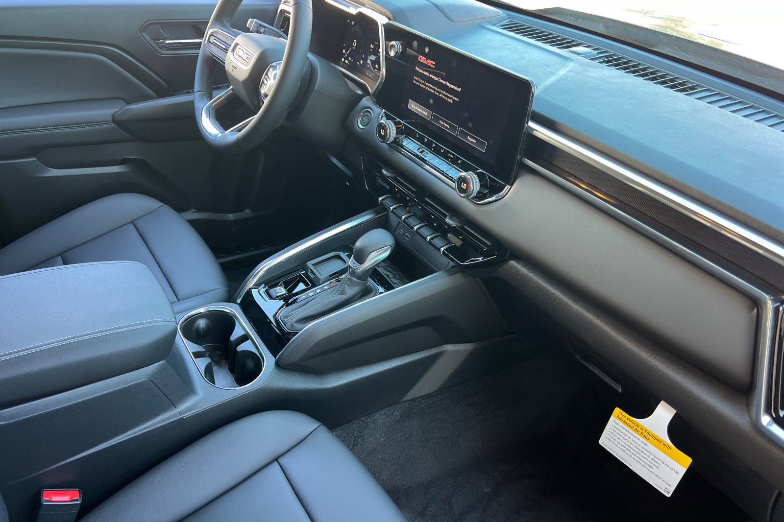 New 2026 GMC Canyon Elevation w/ Convenience Package RWD image 16